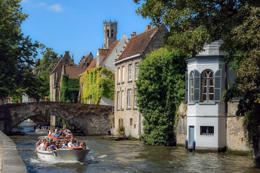 Bruges: Guided Tour & Boat Ride with Optional Beer Tasting - Why this Bruges tour works well