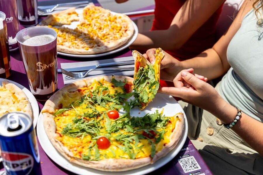 Budapest: Catamaran Pizza Cruise - Key points to know before booking