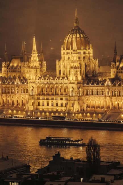 Budapest: Parliament Panorama Cruise with Törley Prosecco - Why Parliament is the real star