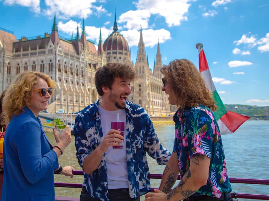 Budapest Sightseeing Cruise with Welcome Drink - The included drink and what it adds