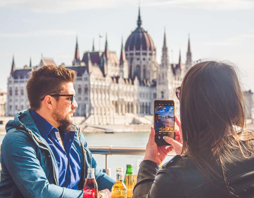 Budapest Sightseeing Cruise with Welcome Drink - Bálna Budapest and the return to Dock 11