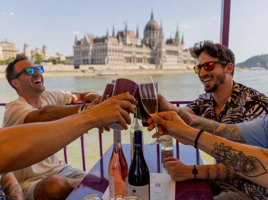 Budapest: Unlimited Drink Cruise - Key points at a glance