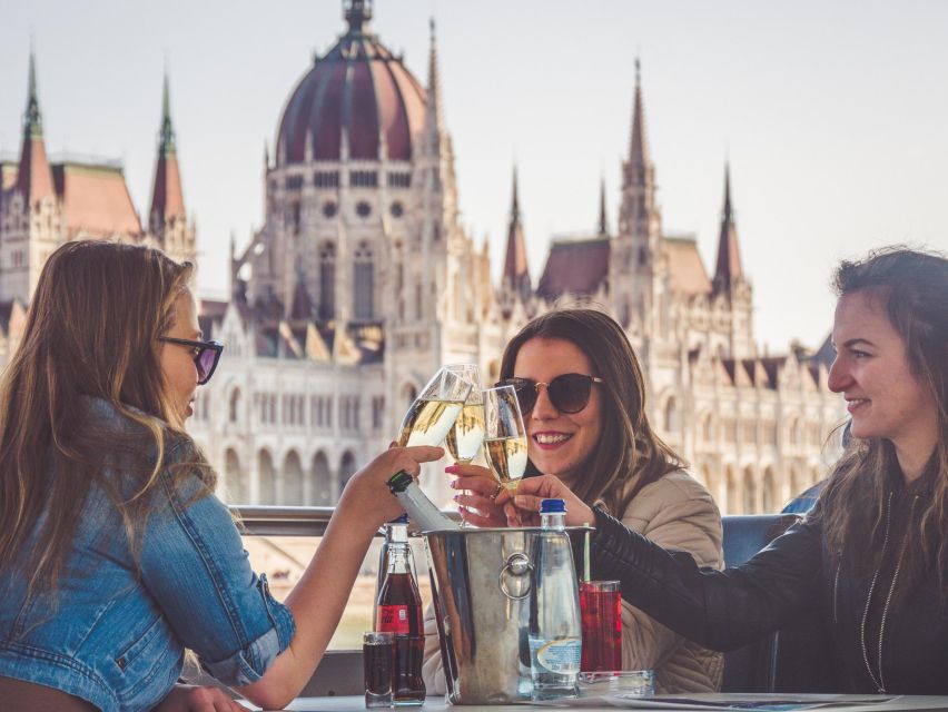 Budapest: Unlimited Prosecco and Wine Sightseeing Cruise - Boarding at Dock 11 beside Elizabeth Bridge