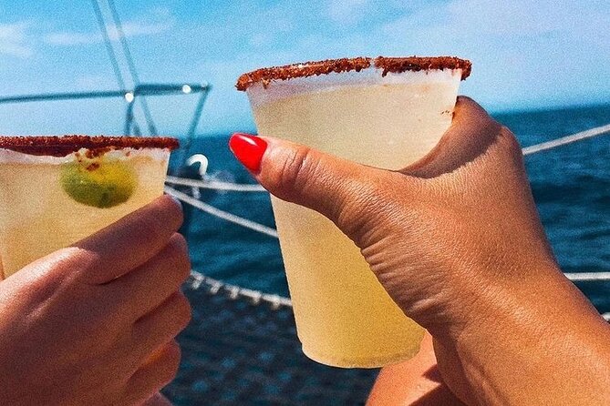 Cabo San Lucas Sunset Cruise with Open Bar and Snacks - How lively is the atmosphere?