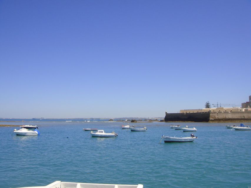 Cádiz: Bay of Cádiz Catamaran Tour with Host - Is $22 Good Value?