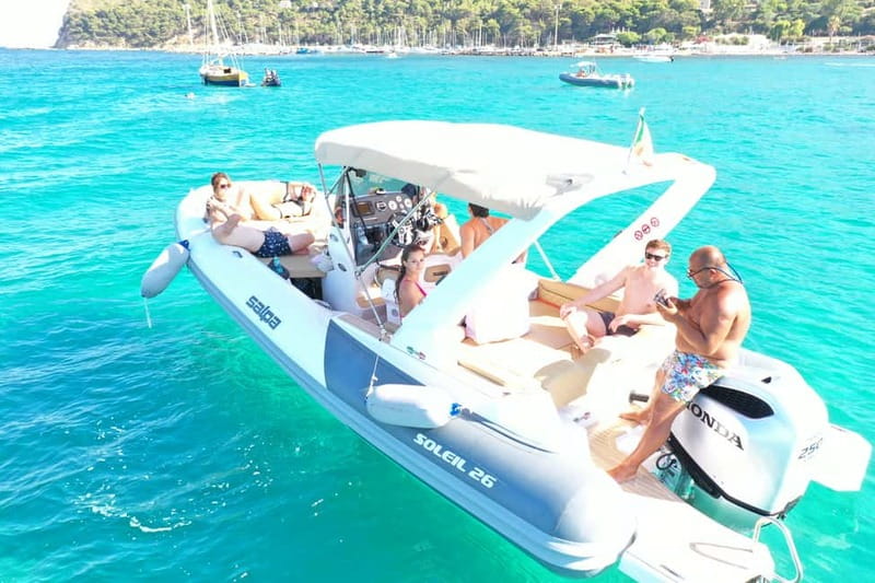Cagliari: Boat Tour, 4 Stops, Swim, Snorkeling, & 1 Spritz - The skipper can shape the whole experience