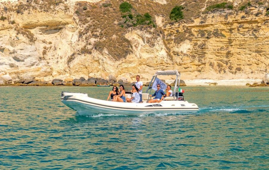 Cagliari: Boat Tour with 4 Swim Stops, Snorkeling & Prosecco - Poetto, dolphins, and the ride back