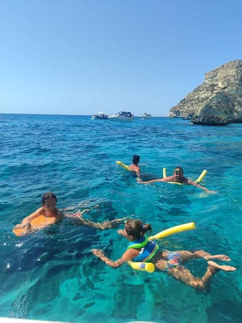 Cagliari: Devil's saddle boat tour, 4 stops and prosecco - Cala Bernat: the first chance to swim