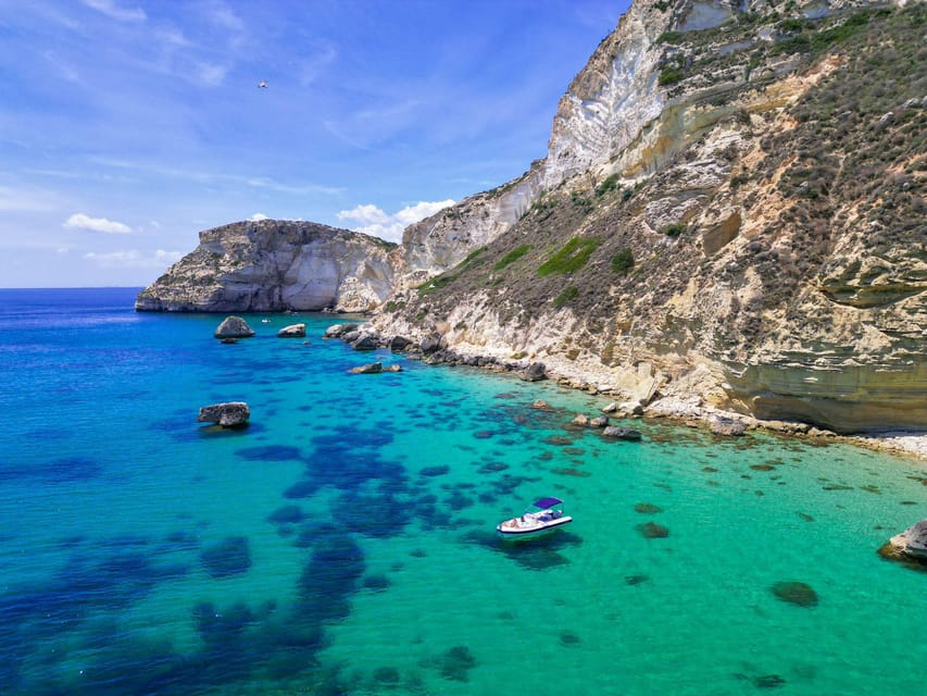 Cagliari: Devil's saddle boat tour, 4 stops and prosecco - Calamosca and the rocky coast