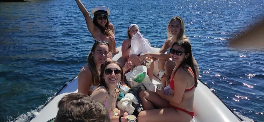 Cagliari: Sella del Diavolo Boat Magic Tour Drinks & Snacks - Sardinian snacks and an aperitif on the water