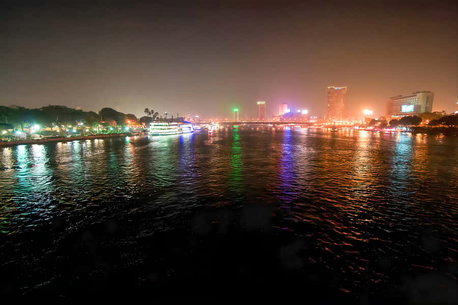 Cairo: Dinner Cruise on the Nile River with Entertainment - Who should book this Cairo night cruise?