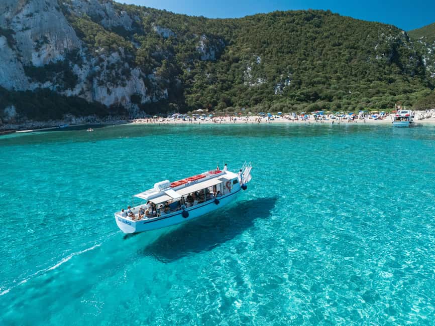 Cala Gonone: Boat ride to Cala Luna beach - Walking into the oleander forest and codula