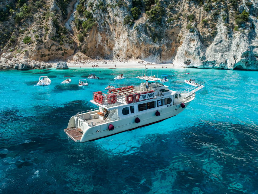 Cala Gonone:Cruise in the Gulf of Orosei with Cala Goloritzé - Why the Gulf of Orosei is best seen from the water