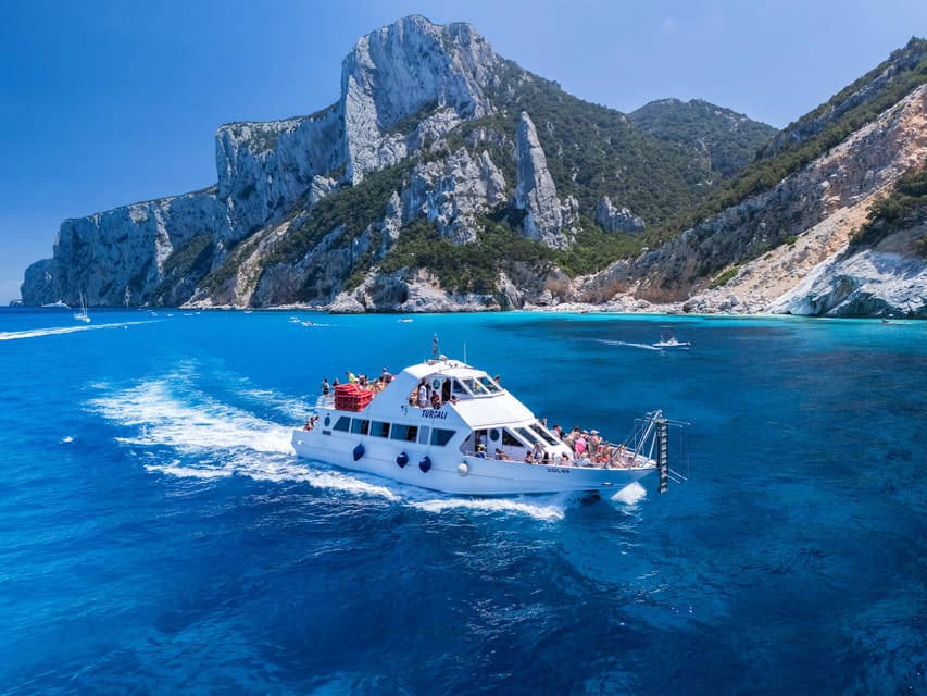 Cala Gonone:Cruise in the Gulf of Orosei with Cala Goloritzé - Cala Mariolu, the clear-water favorite