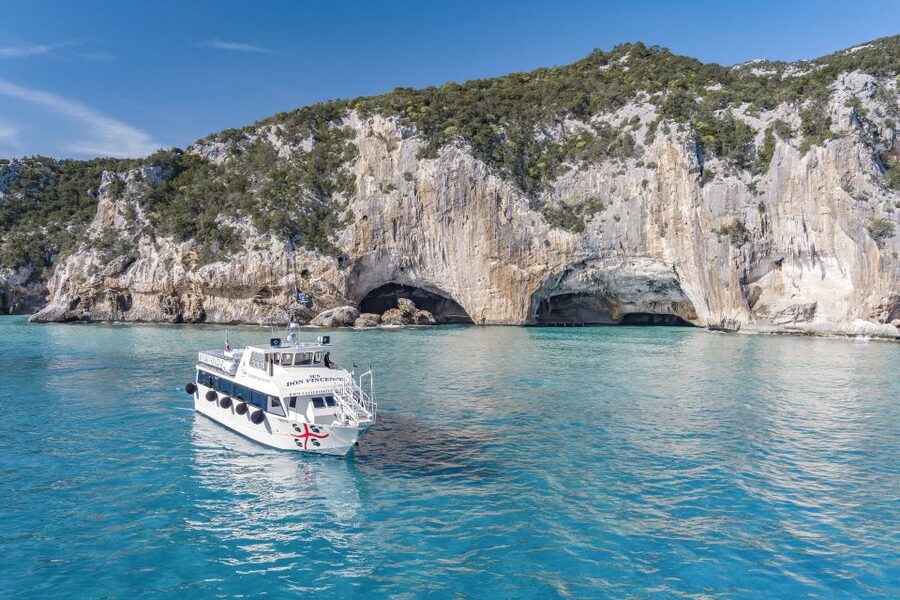 Cala Gonone: Grotta del Bue Marino and Cala Luna Boat Tour - Grotta del Bue Marino, Sardinia’s underground highlight