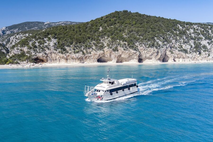 Cala Gonone: Grotta del Bue Marino and Cala Luna Boat Tour - Should you book the Grotta del Bue Marino and Cala Luna tour?