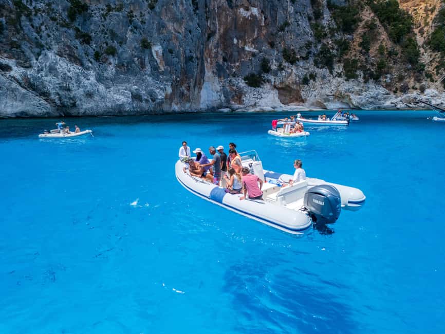 Cala Gonone: Gulf of Orosei Dinghy Cruise with Swim Stops - The morning ride from Cala Gonone