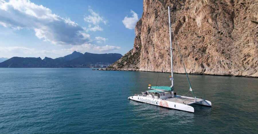 Calpe: Catamaran Tour with Optional Swim Stop - What happens during the one-hour cruise