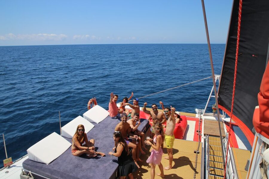 Cambrils: Catamaran Cruise with Drinks and BBQ Lunch Option - Is the $35 price a good deal?