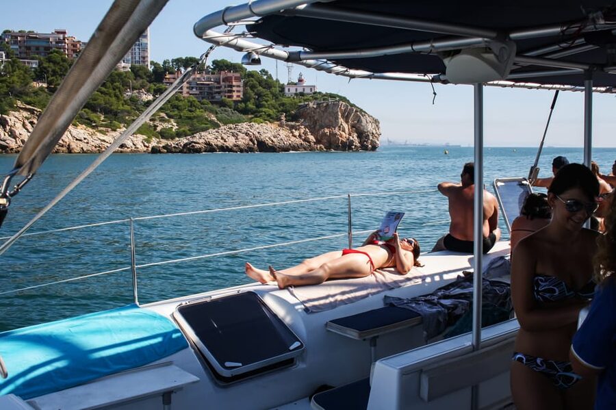 Cambrils: Costa Daurada Sail Catamaran Cruise - Who will enjoy this Cambrils sailing trip