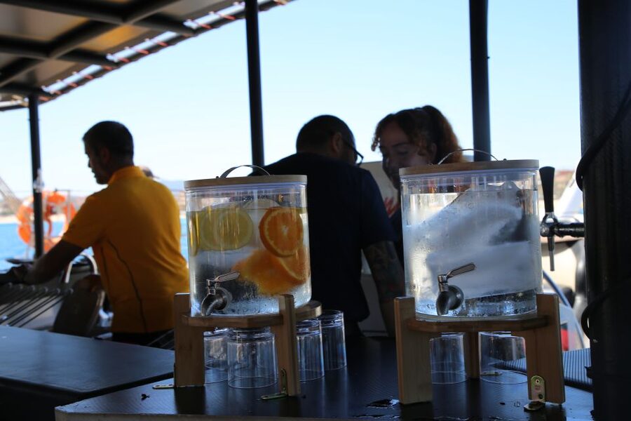 Cambrils: Sunset Catamaran Cruise & Drinks w/ Sunbed - The swimming stop near Cambrils or Mont-roig