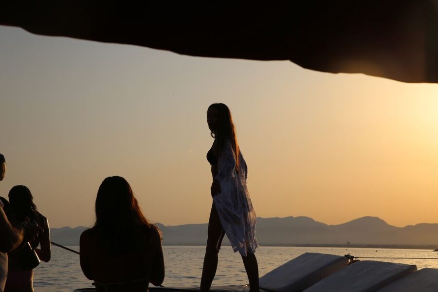 Cambrils: Sunset Catamaran Cruise & Drinks w/ Sunbed - Who should book this Cambrils cruise?