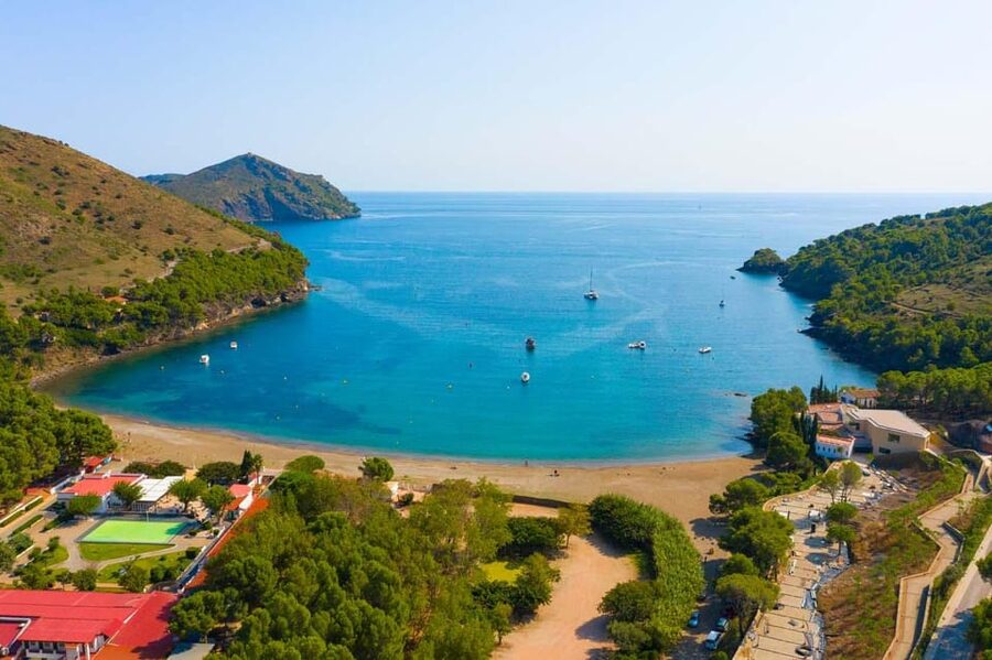 Cap Norfeu: Costa Brava Catamaran Trip with Underwater Views - Who will enjoy this trip most