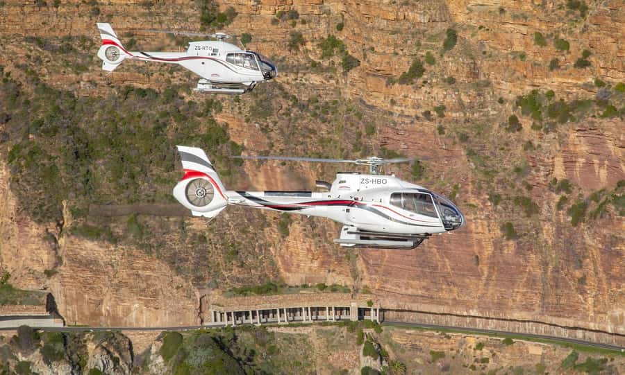 Cape Town: 2 Oceans Helicopter Flight with Boat Tour Ticket - The 25-minute route around Table Mountain