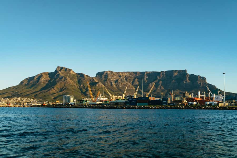 Cape Town: Sunset Champagne Cruise and 3-Course Dinner - Should You Book the Cape Town Sunset Champagne Cruise?