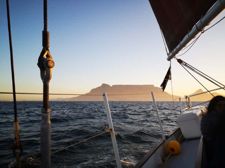 Cape Town: Sunset Cruise from V&A Waterfront with Bubbly - Leaving Table Bay with two glasses of bubbly