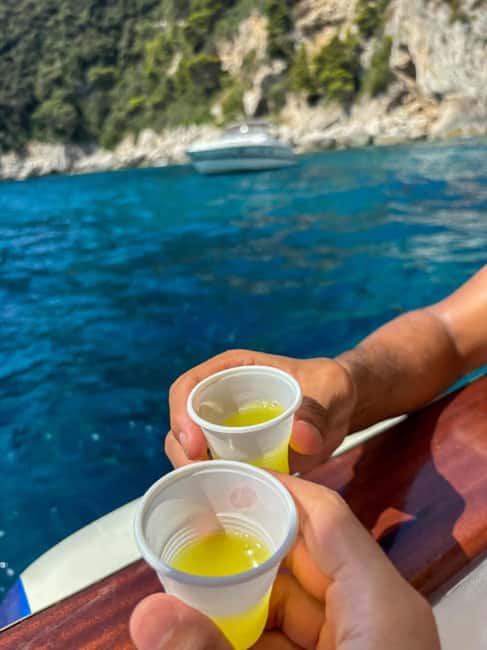 Capri: Scenic Boat Tour with Swimming, Limoncello & Snack - The practical details that affect your day