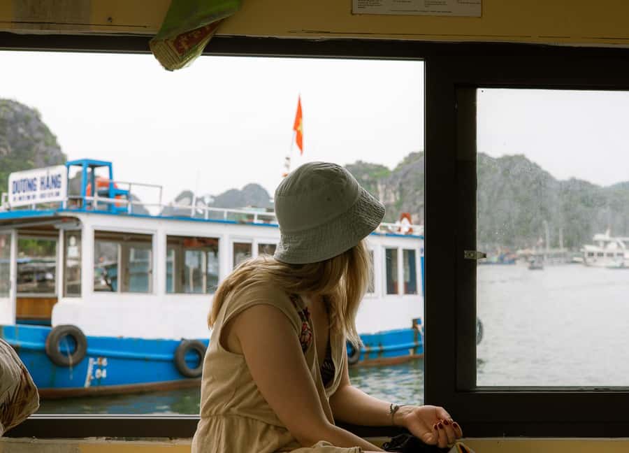 Cat Ba: Lan Ha & Ha Long Bay Kayak & Snorkel Boat Tour - A full day among Lan Ha Bay’s limestone towers