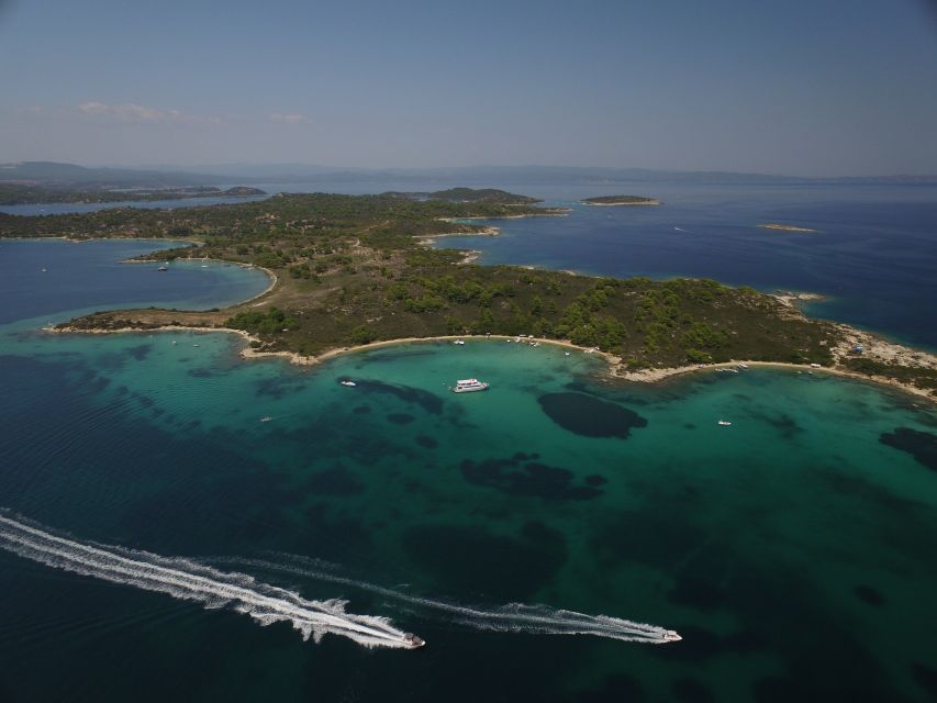 Chalkidiki: Blue Lagoon & Ammouliani Island Cruise & Lunch - The first stop: clear water near Diaporos