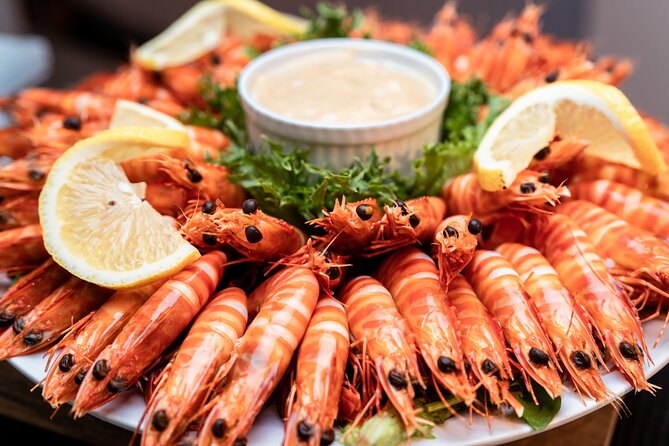 Charles Darwin Dinner Cruise - Who will enjoy this two-hour evening