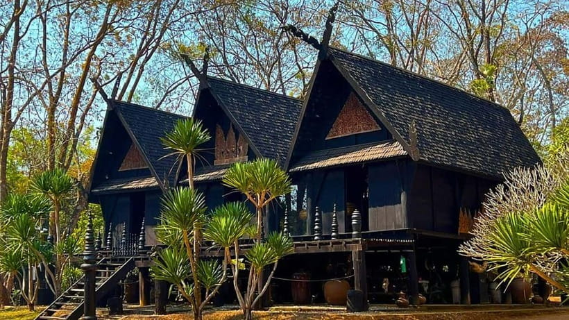 Chiang Mai: Chiang Rai Temples, Golden Triangle & Boat Tour - Key points at a glance