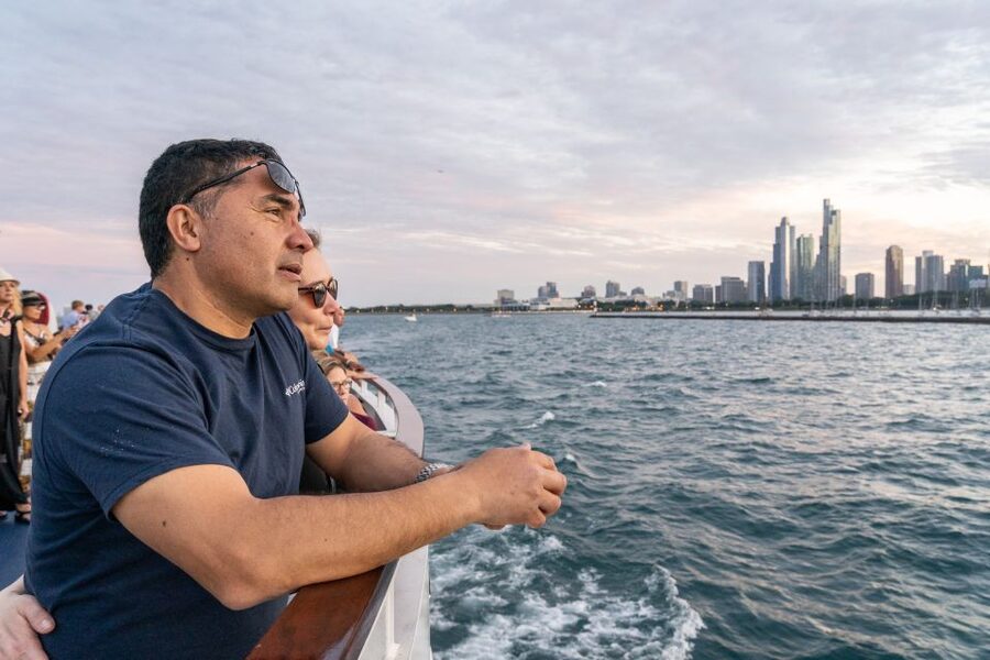 Chicago: 1.5-Hour Scenic Sunset Lake Cruise - Open-air decks, indoor seating, and the bar