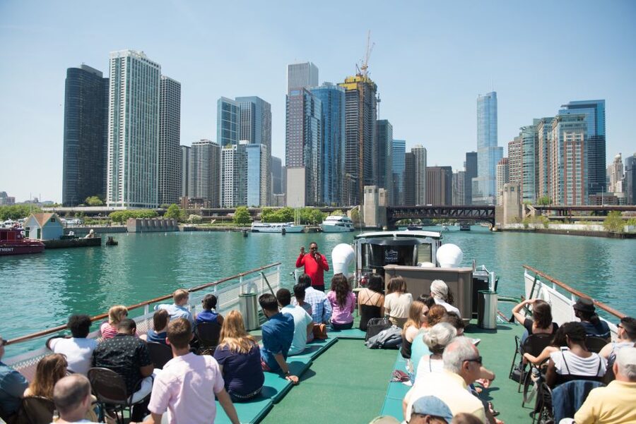 Chicago: Architecture Center Cruise on Chicago's First Lady - Adding the Chicago Architecture Center