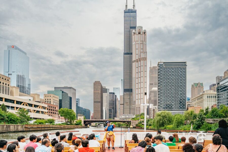 Chicago: Architecture River Cruise Skip-the-Ticket Line - The Guide Makes or Breaks the Experience