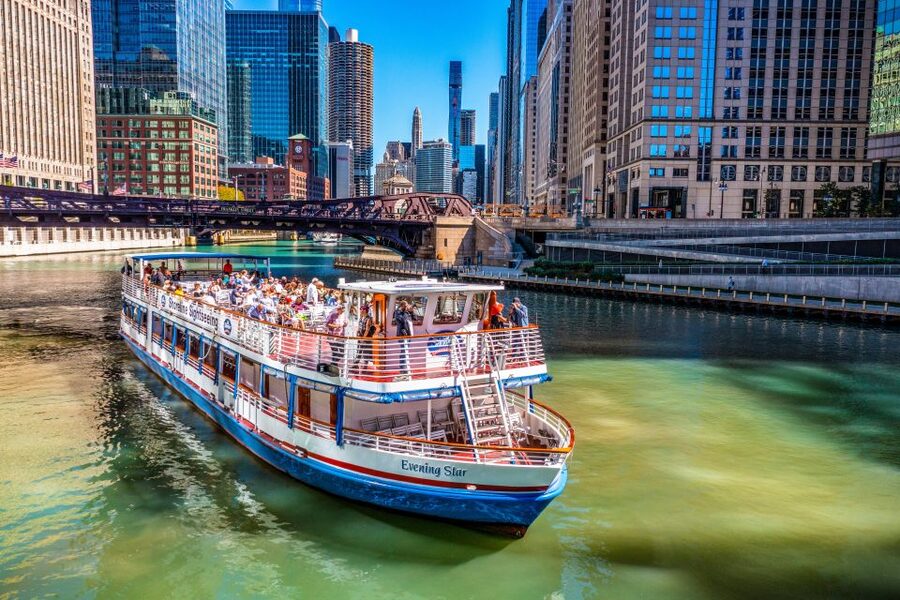 Chicago: Architecture River Cruise Skip-the-Ticket Line - Trump Tower, Willis Tower, and Chicago’s Vertical Story