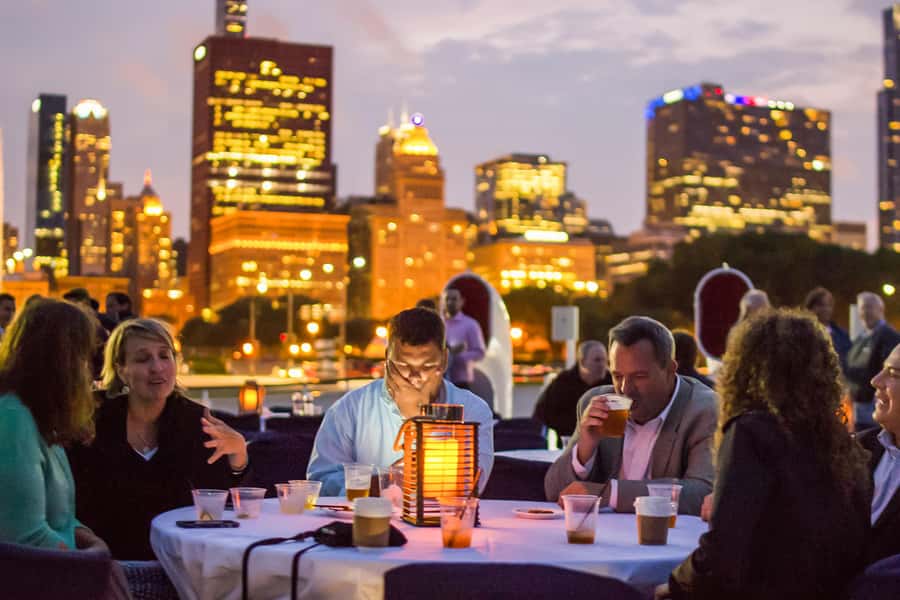 Chicago: Fireworks Cruise with Lake or River Viewing Options - Key points to know before you book