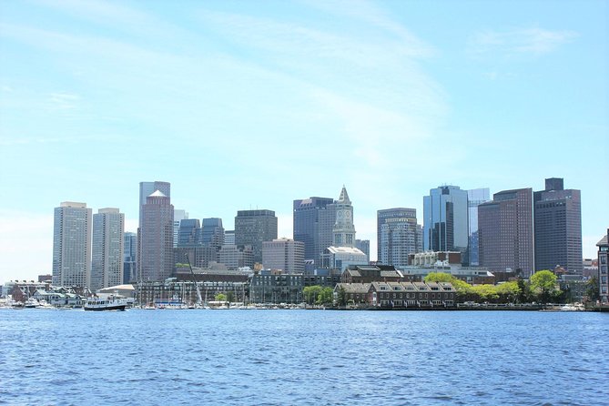 City Cruises Boston Historic Sightseeing Harbor Cruise - Choosing the best seat and viewing side