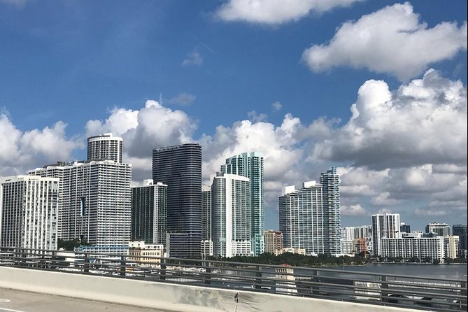 City Half Day Tour of Miami by Bus with Sightseeing Cruise - The 90-minute Biscayne Bay cruise