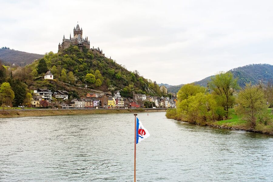 Cochem: Panoramic Cruise on the Moselle River - Comfort, Weather, and Accessibility
