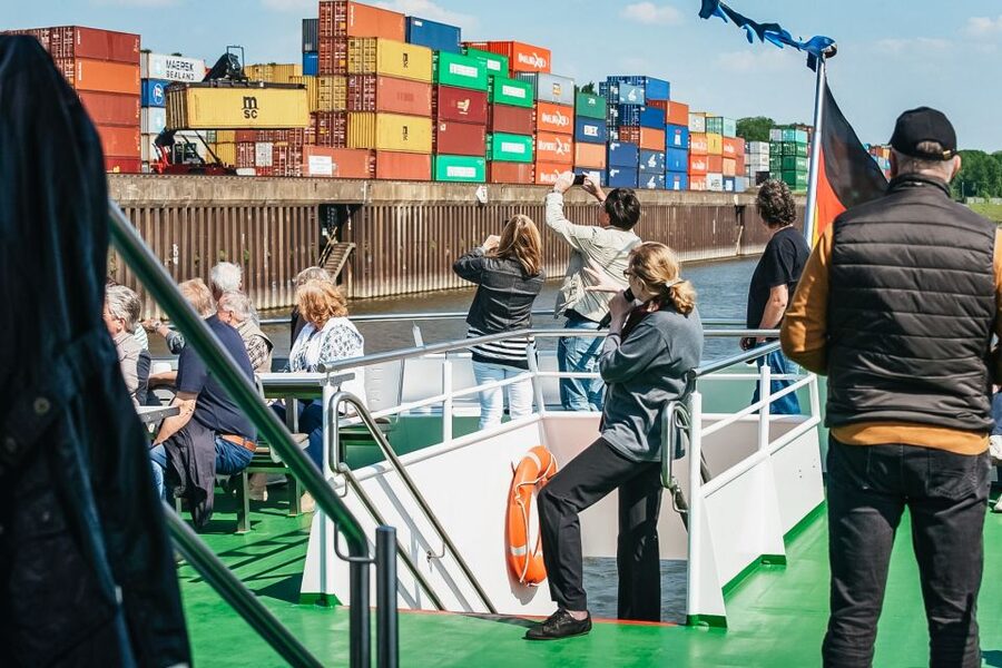 Cologne: 3-Hour Harbor Tour Cruise - Entering Niehl, One of Germany’s Largest Inland Harbors