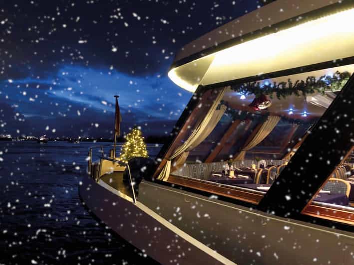 Cologne: Rhine River Winter Cruise with Festive Music - Who should book this Rhine cruise?