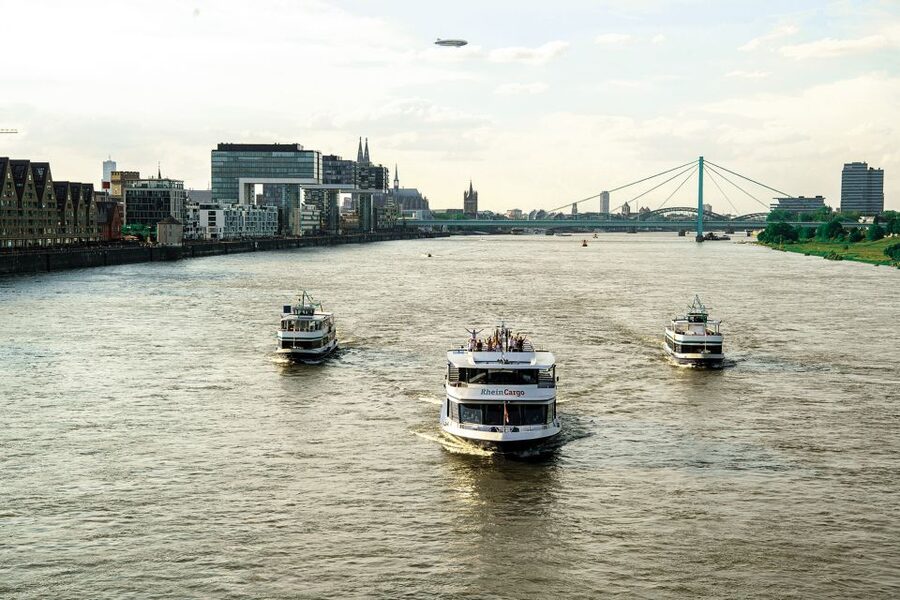 Cologne: Top Sights Rhine River Cruise - Skyline Tour - Finding Pier 10 near the Musical Dome