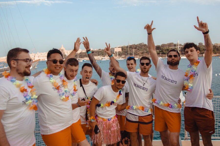 Comino: Blue Lagoon Catamaran Cruise with Lunch and Open Bar - Open bar, sun, and the changing mood on board