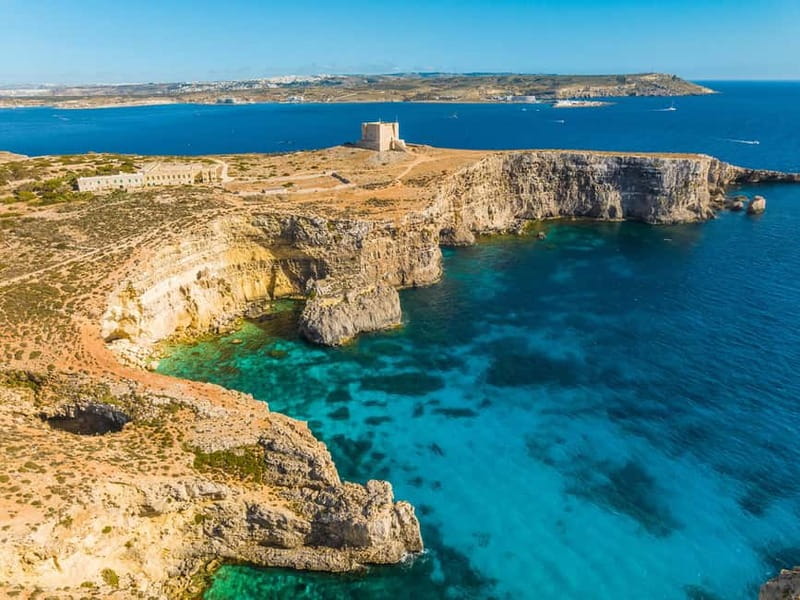 Comino: Blue Lagoon, Crystal Lagoon and Sea Caves Boat Tour - Santa Maria Bay for a quieter pause