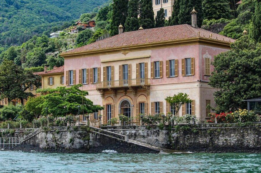 Como: Lake Como Shared Boat Tour - Villa Fontanelle and the celebrity shoreline