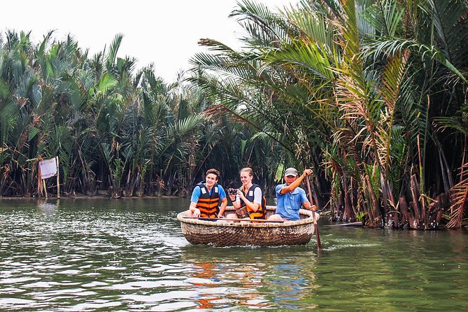 Cooking Class Hoi An:Local Market, Basket Boat, Fishing & Cooking - Learning in the family-style kitchen